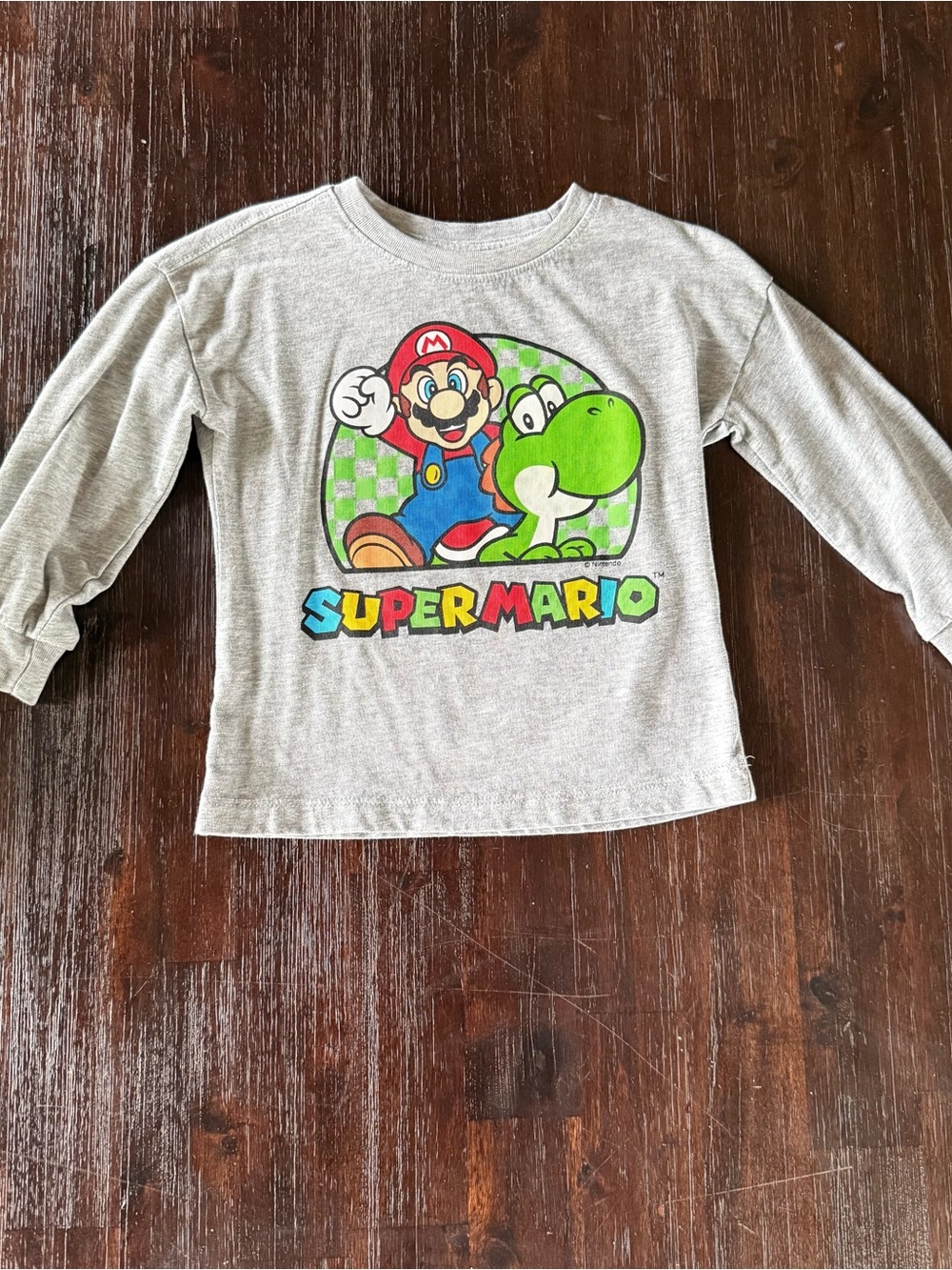 GAP Kids Gray Long-Sleeve Super Mario Graphic Tee